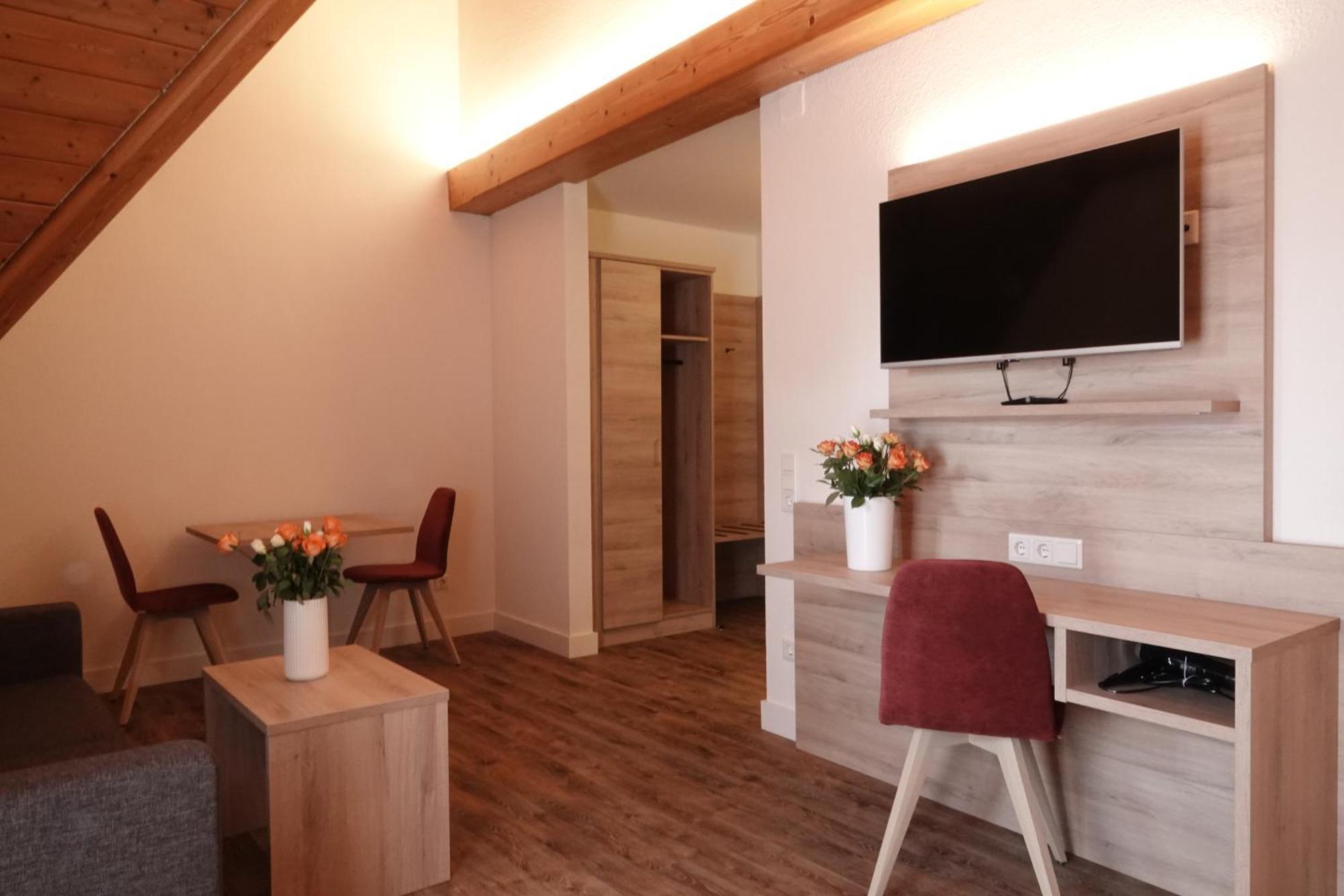 Hotel Alte Brauerei كارلشتات المظهر الخارجي الصورة