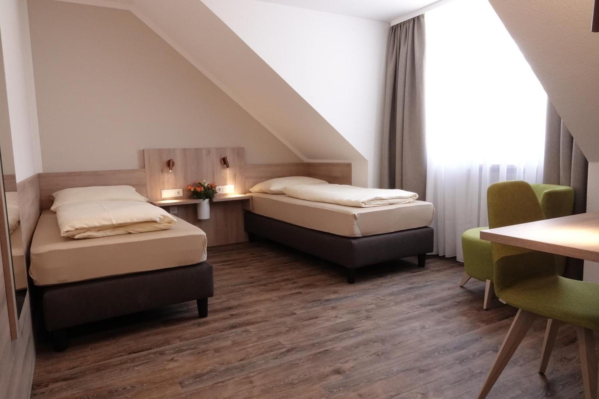Hotel Alte Brauerei كارلشتات المظهر الخارجي الصورة